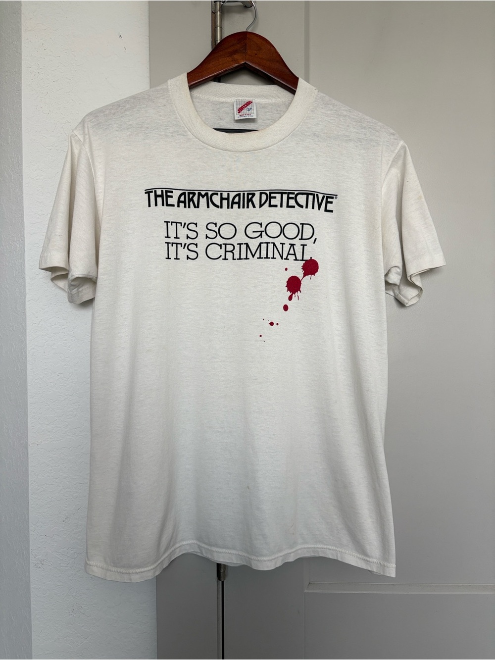 Vintage 1980s The Armchair Detective Crime Mystery single stitch tshirt large